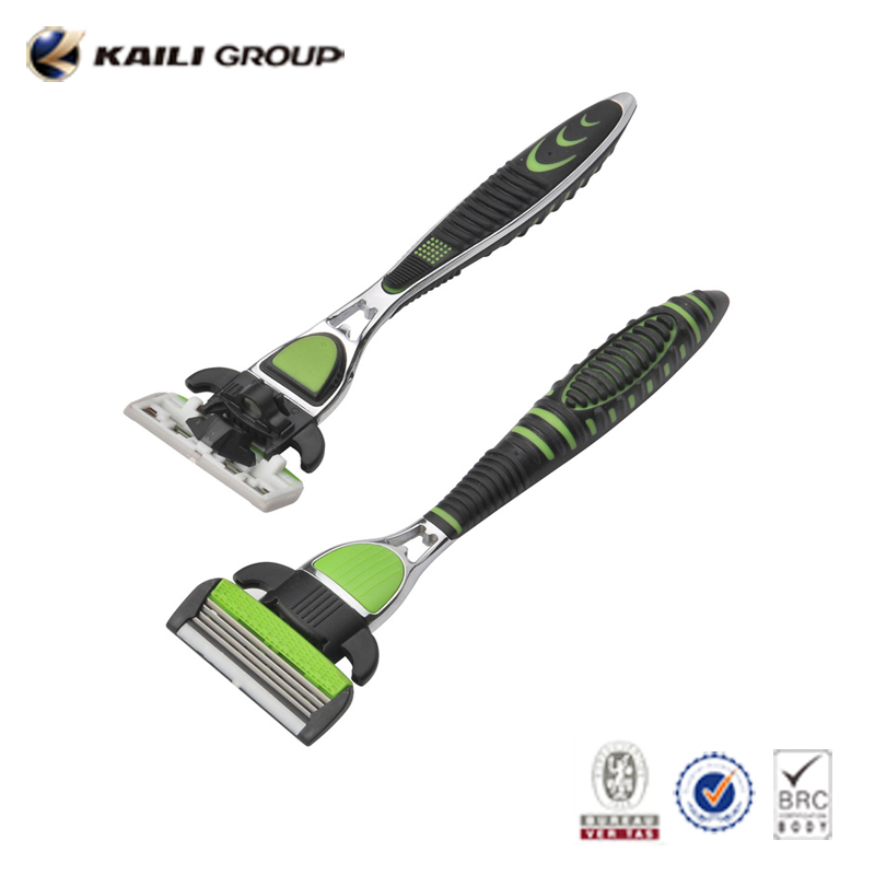 4 blades magnetic system razor